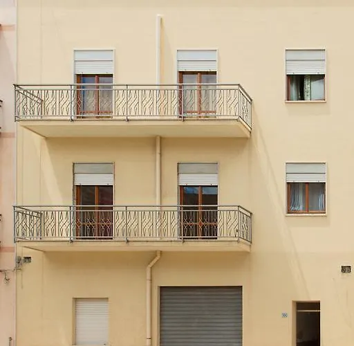 Πανσιόν Licata Posti Letto *